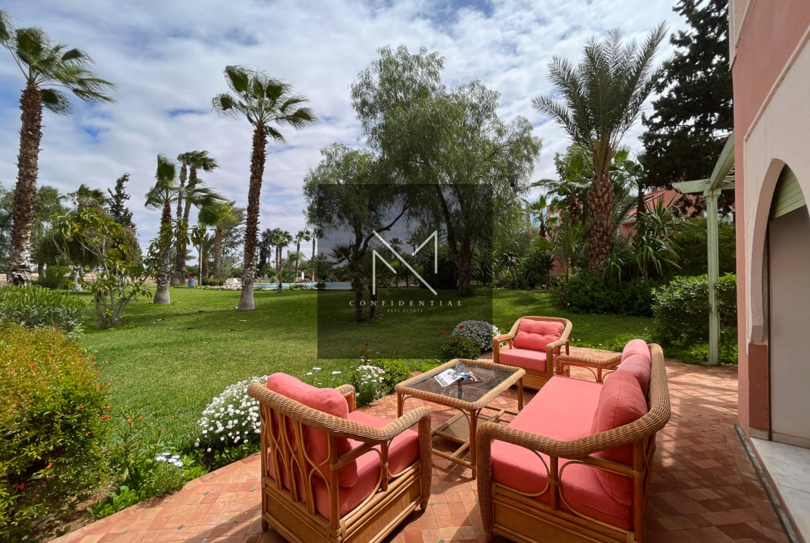 Location rez-de-jardin Marrakech Palmeraie, vue frontale golf sans vis-à-vis