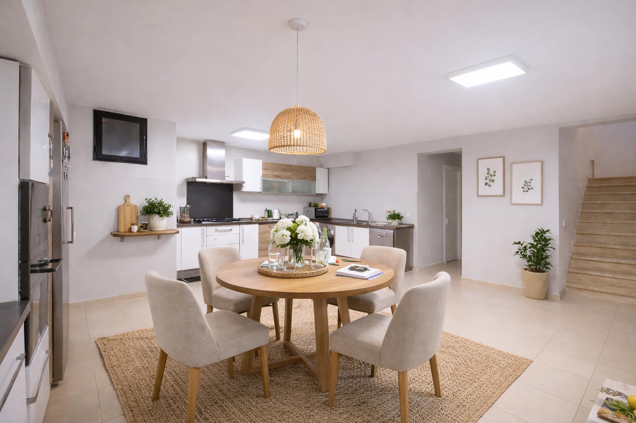 Villa à louer Dar Bouazza – 327 m², résidence sécurisée avec piscine | M-Confidential